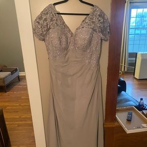 JJ’s House Gown